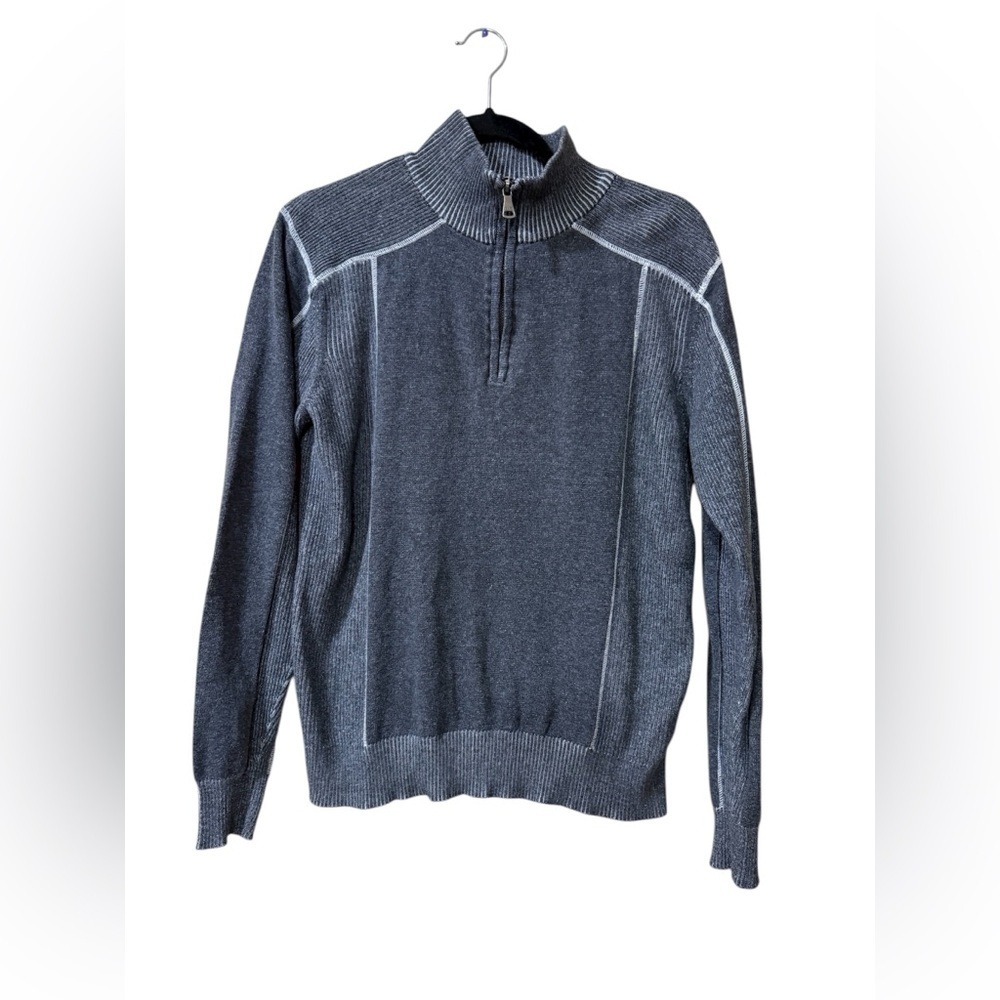 BKE Men's Charcoal Sweater Size Medium
